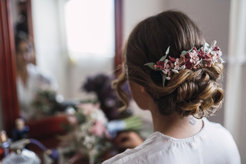 Aurora Diéguez: maquillaje, tocados y peinados para novias